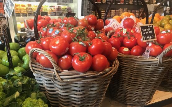 Münch+Münch EHI Retail Innovation Tour USA 2018 - Gemüsekörbe mit Tomaten