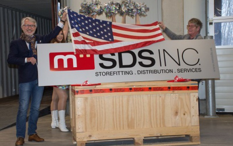 Münch+Münch goes USA - Enthüllen des Firmenschildes der neuen US-Dependance