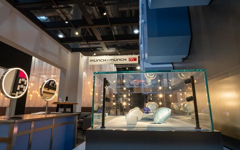Münch+Münch EuroShop Rückblick 2026 - Detail Swarovski-Möbel