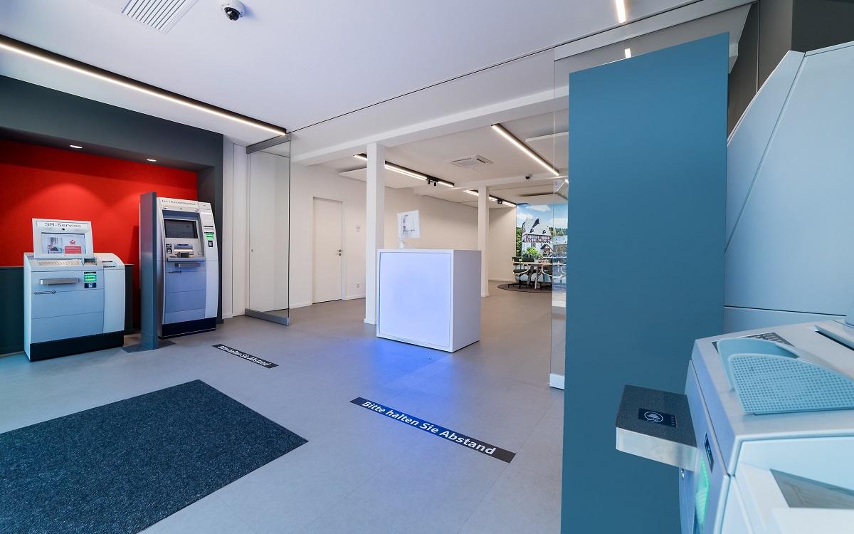 Münch+Münch Frankfurter Volksbank Taunus Sparkasse - FinanzPunkt SB-Zone
