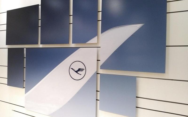 Münch+Münch Projekt Lufthansa-Lounges Flughafen Frankfurt - Imagebilder Flosse mit Kranich-Logo