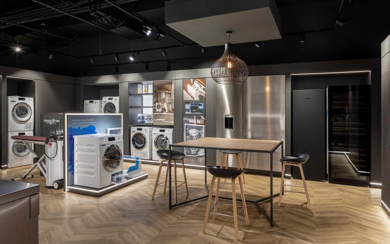 Münch+Münch Miele Experience Center Bukarest - Präsentationsbereich Waschen und Bügeln