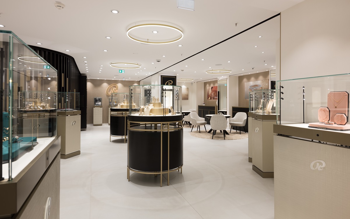 Münch+Münch Rüschenbeck Leipzig - Verkaufsvitrinen im OG