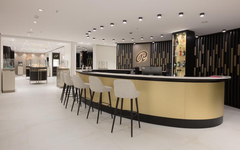 Münch+Münch Rüschenbeck Leipzig - Ovale Bartheke