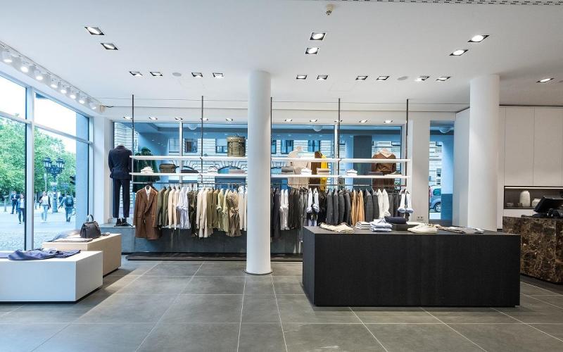 Münch+Münch Projekt Windsor-Store Frankfurt - Erdgeschoss mit Blick aus dem Store