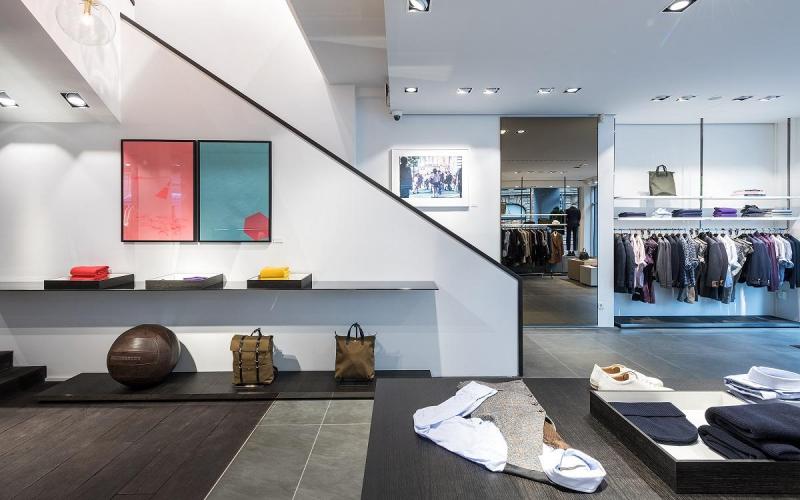 Münch+Münch Projekt Windsor-Store Frankfurt - Warenpräsentation im Erdgeschoss